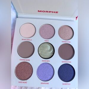 Morphe Forbidden Honey Palette with Pink and Orange Hues